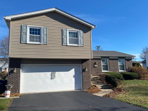 1079 S Lewis Ave, Lombard, IL, 60148-4039 | Card Image