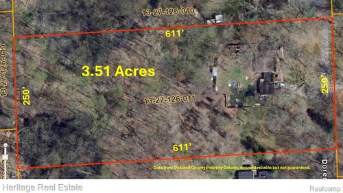251 Doremus Ave, Waterford, MI, 48328-2821 | Card Image