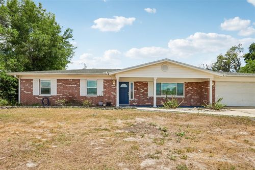 1607 Lark Ln, Brandon, FL, 33510-4038 | Card Image