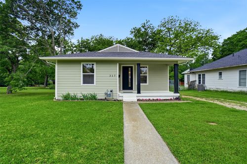 317 S Walker St, Mesquite, TX, 75149-4646 | Card Image