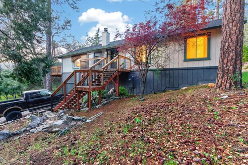 19795 Sweetwater Trail, Redding, CA, 96003 | Card Image