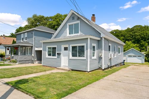 89 Geer Ave, Norwich, CT, 06360-6831 | Card Image