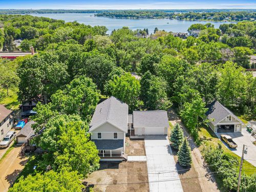 3477 Lyric Ave, Wayzata, MN, 55391-9209 | Card Image