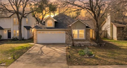 4015 Alexandria Dr, Austin, TX, 78749-3936 | Card Image