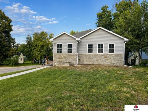 1301 N 9th St, Beatrice, NE, 68310-2045 | Card Image