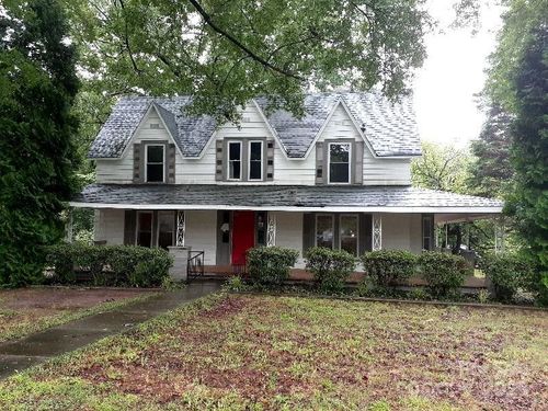 310 E Church St, Troutman, NC, 28166-8607 | Card Image