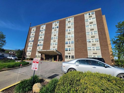 410 Short St, Ellwood City, PA, 16117-2060 | Card Image