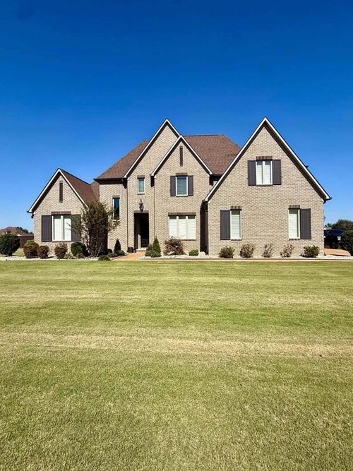 25 Phillip Hale Rd, Humboldt, TN, 38343-5537 | Card Image