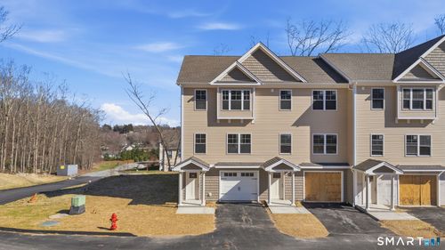 43-43 Village Xing, Niantic, CT, 06357-2362 | Card Image