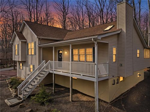 104 Merriment Ln, Blakeslee, PA, 18610-8702 | Card Image
