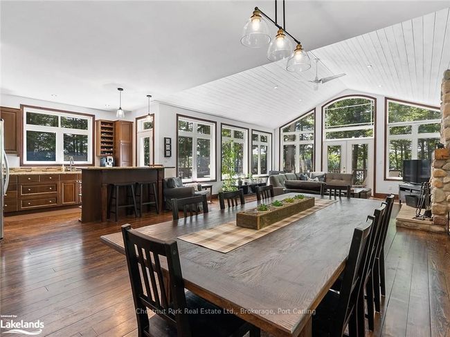 Dining area | Image 16