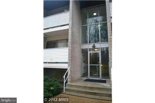 apt-101-5618 Bloomfield Dr, ALEXANDRIA, VA, 22312-2537 | Card Image