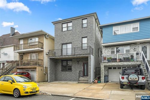 138 76th St, North Bergen, NJ, 07047-5809 | Card Image