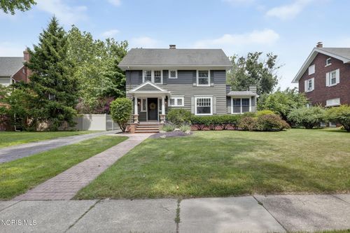 319 Broadway St, Maumee, OH, 43537-3313 | Card Image