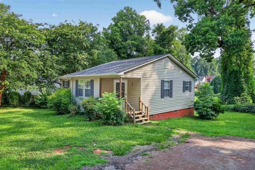100 Celestial St, spartanburg, SC, 29306-4429 | Card Image