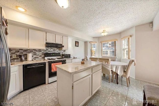 253 Nebula Rd, House other with 2 bedrooms, 2 bathrooms and null parking in Piscataway NJ | Image 11