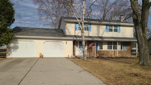 3642 Glenbrooke Lane, ALLOUEZ, WI, 54301 | Card Image