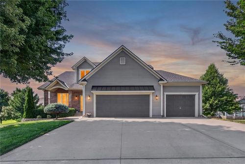 12203 Canna Ct, Peculiar, MO, 64078-7800 | Card Image
