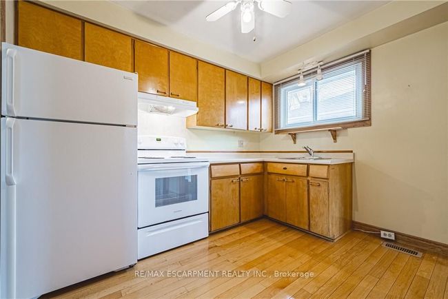 79 Terrace Dr, House other with 4 bedrooms, 2 bathrooms and 5 parking in Hamilton ON | Image 10