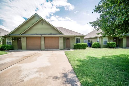 102-1026 W Coffin St, Denison, TX, 75020-7527 | Card Image