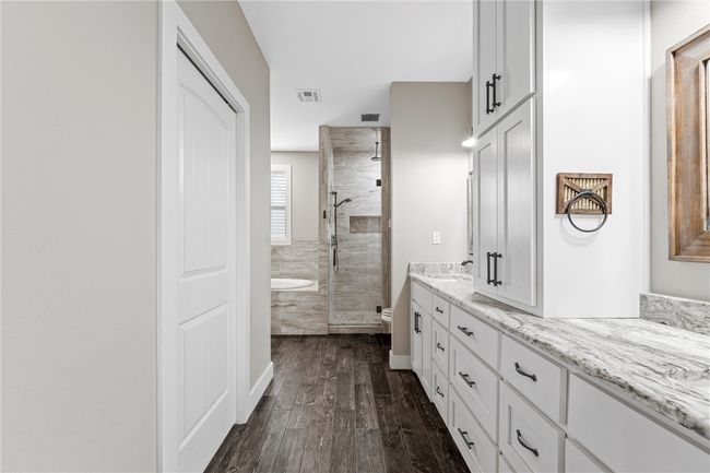 917 Farney Rd, House other with 3 bedrooms, 2 bathrooms and 2 parking in Lorena TX | Image 22