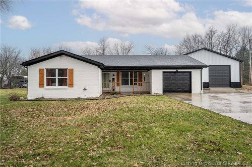 425 Weaver Rd, Memphis, IN, 47143-9521 | Card Image