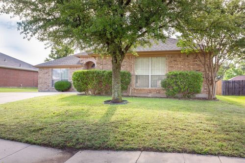 110 Windy Knoll Ln, Wylie, TX, 75098-5167 | Card Image