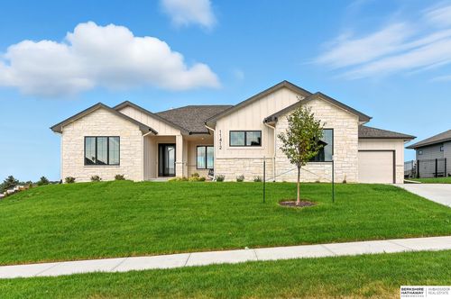 11412 S 124th St, Papillion, NE, 68046-5659 | Card Image