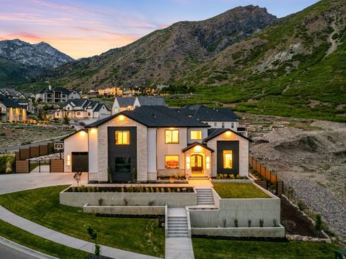 1284 N Sagewood Ln, Alpine, UT, 84004-2076 | Card Image