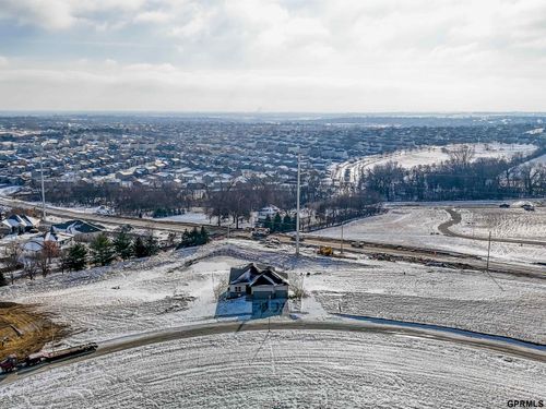 5117 S 198th Ave, Omaha, NE, 68135 | Card Image