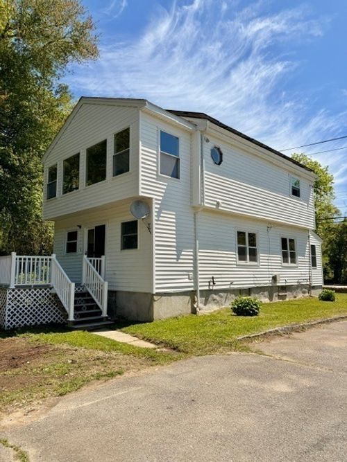 701 Mill St, Marion, MA, 02738-2201 | Card Image