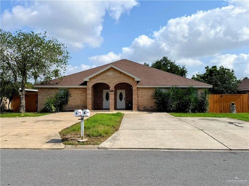 1110 W Gardenia Ave, Mcallen, TX, 78501-3939 | Card Image