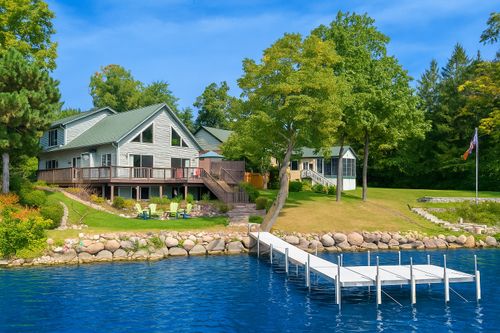 34386 N Lakeside Dr, Grayslake, IL, 60030-1024 | Card Image