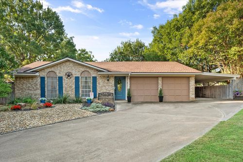 4208 Shipley Ct, Benbrook, TX, 76116-8588 | Card Image