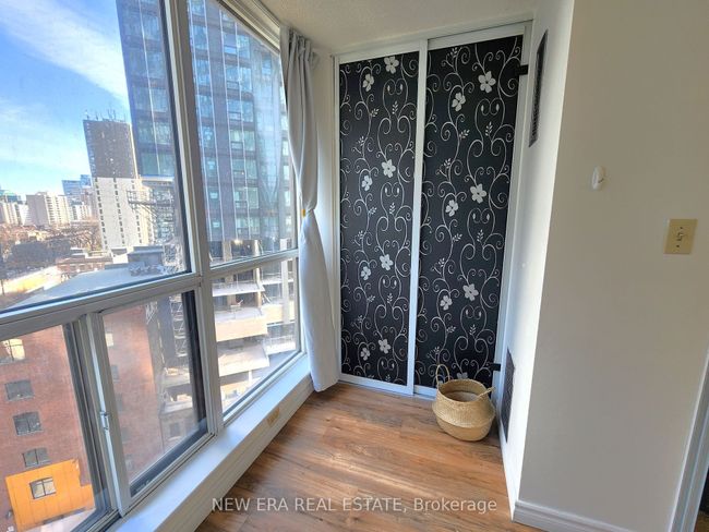 1109 - 24 Wellesley St W, Condo with 1 bedrooms, 1 bathrooms and null parking in Toronto ON | Image 9