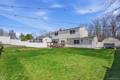 44 S Howell Ave, Farmingville, NY, 11738-1139 | Card Image