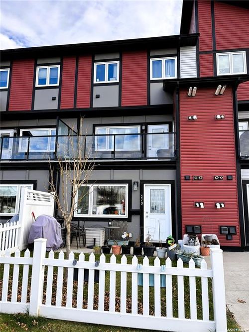 270-250 Akhtar Bend, Saskatoon, SK, S7W0W4 | Card Image