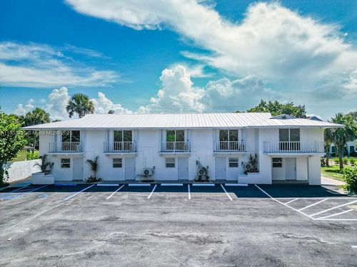 apt-4-2305 Tamarind Dr, Hutchinson Island, FL, 34949-1512 | Card Image