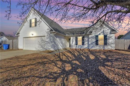 401 Glenallen St, Fayetteville, NC, 28314-5652 | Card Image