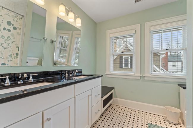 1112 Wayne St, House other with 3 bedrooms, 2 bathrooms and null parking in South Bend IN | Image 14