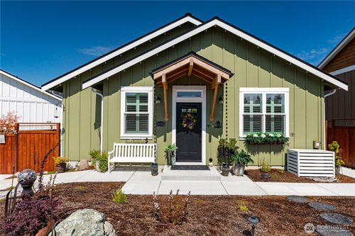 5032 Eagle Ridge Dr, Freeland, WA, 98249-8806 | Card Image