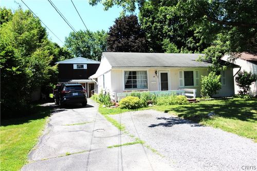 21 Tyler Ct, Manlius, NY, 13104-1702 | Card Image