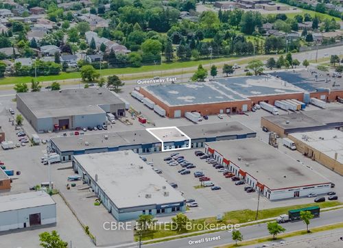 16-17-600 Orwell St, Mississauga, ON, L5A3R9 | Card Image