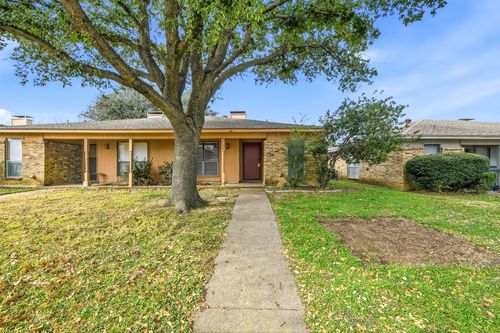 2728 Westchester Drive, Arlington, TX, 76015 | Card Image