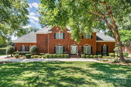 1209 S South St, Gastonia, NC, 28052-7535 | Card Image