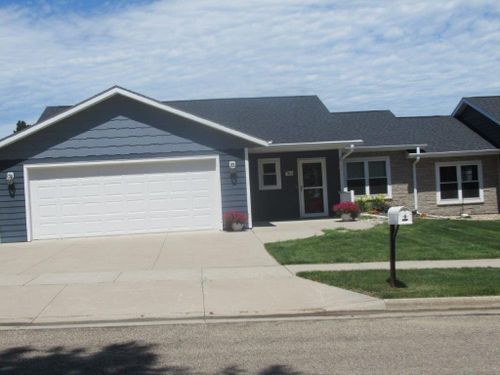 704 Britz Dr, Luverne, MN, 56156-1062 | Card Image