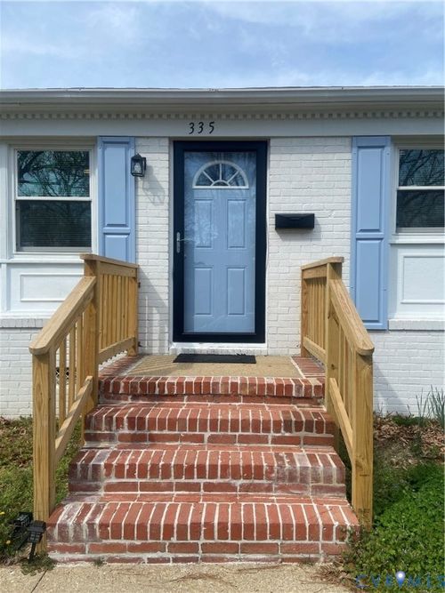 335 De Laura Dr, Newport News, VA, 23608-3428 | Card Image