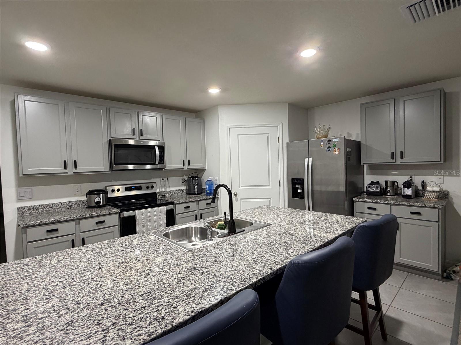 Residential Lease in ALACHUA 3