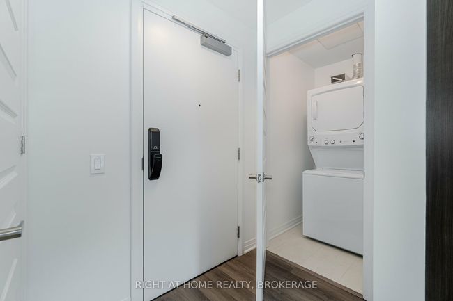 460 Gordon Krantz Ave, Condo with 1 bedrooms, 1 bathrooms and null parking in Milton ON | Image 22