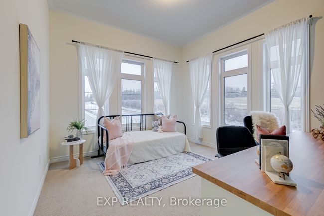 42 Prunella Cres, House attached with 4 bedrooms, 4 bathrooms and 4 parking in Holland Landing ON | Image 27